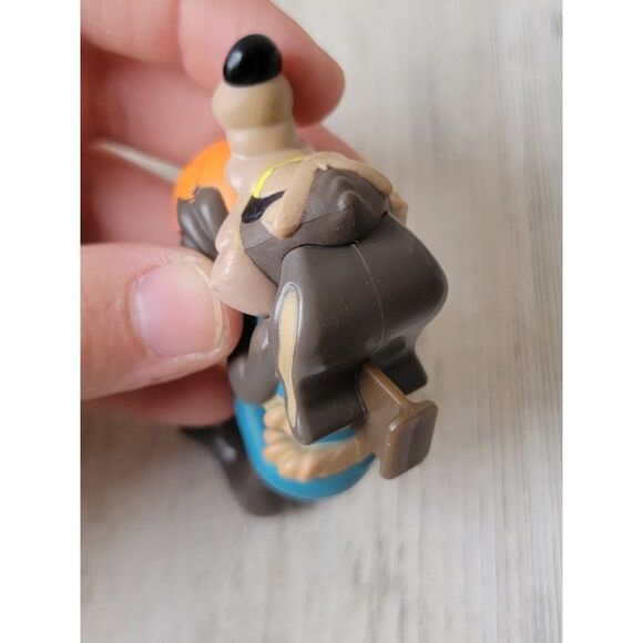 Tune Squad Space Jam coyote McDonald's toy figure - Picture 4 of 6